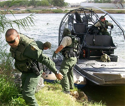 Border Crossers Seek Arrest, Hoping for Amnesty